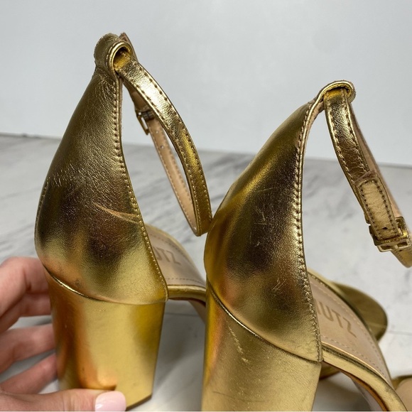Schutz Gold Leather Ankle Strap Block Heel Sandal 10 1/2 B - Picture 10 of 16